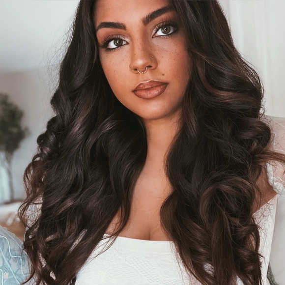 Meet your Posher, Courtney - Picture 4 of 4